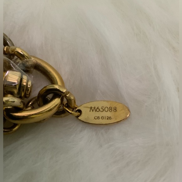 NEW Louis Vuitton Porte Cles Confidence bag charm - Picture 6 of 8